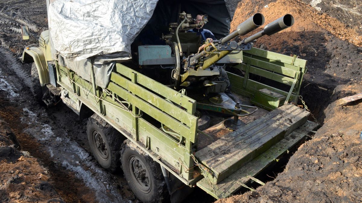 Polska została wmieszana w skandal z nielegalną sprzedażą broni na Ukrainę.