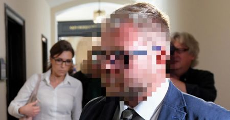 "Jedzenie podawane tylko półnago. Spanie na podłodze". Koszmar Karoliny Piaseckiej