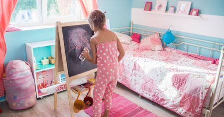 Jak urządzić pokój dziecka według Marii Montessori?