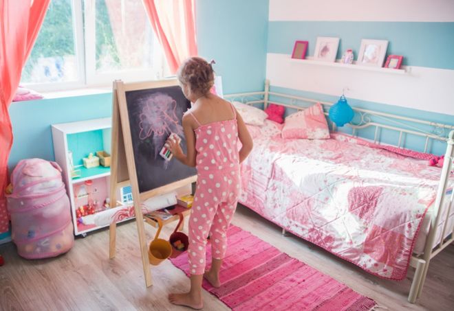Jak urządzić pokój dziecka według Marii Montessori?