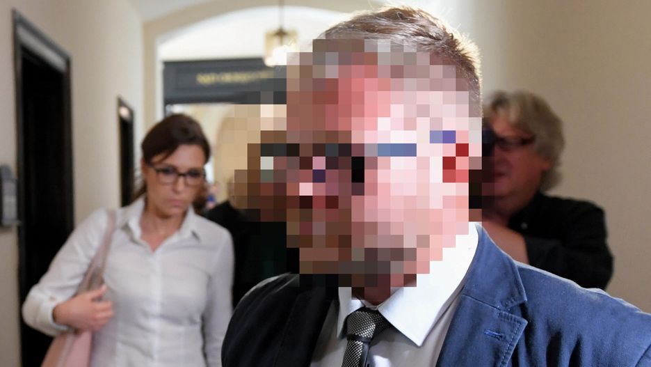 Karolina Piasecka oskarżyła swojego męża Rafała P. o znęcanie się psychiczne i fizyczne