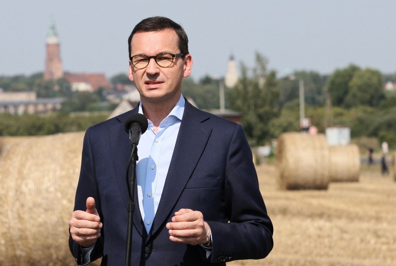 Premier Morawiecki zapewnia, że nie złamano konstytucji. Jest za to "rzetelnie podejście"