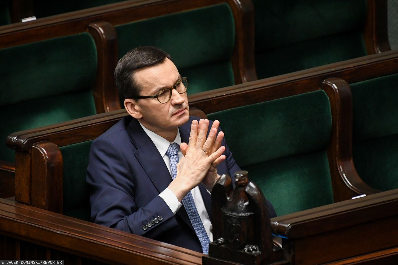 Mimo koronawirusa Mateusz Morawiecki chce lecieć 10 kwietnia do Smoleńska i Katynia. Brak reakcji Rosji