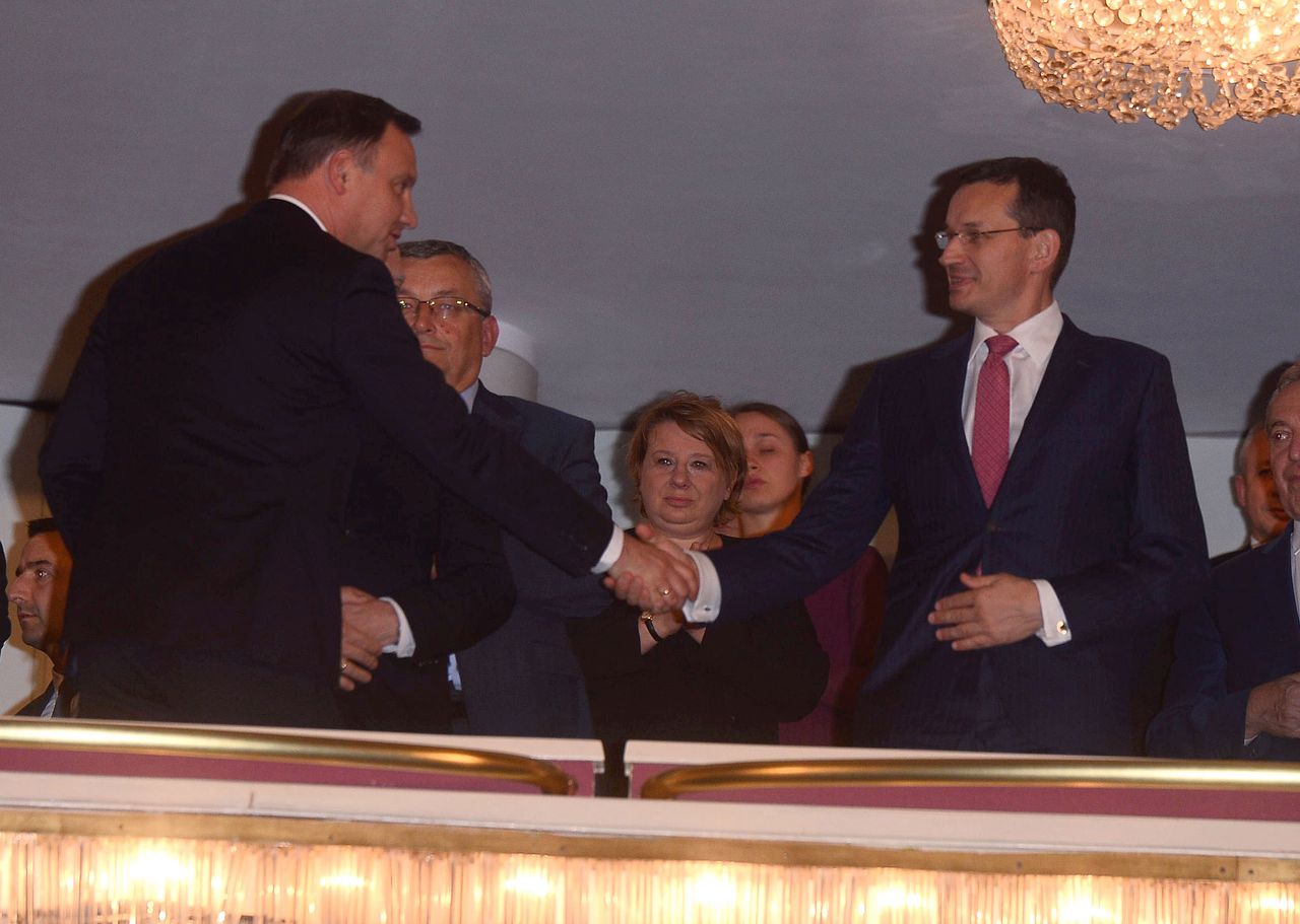 Mazurek: Premier będzie się konsultował z prezydentem