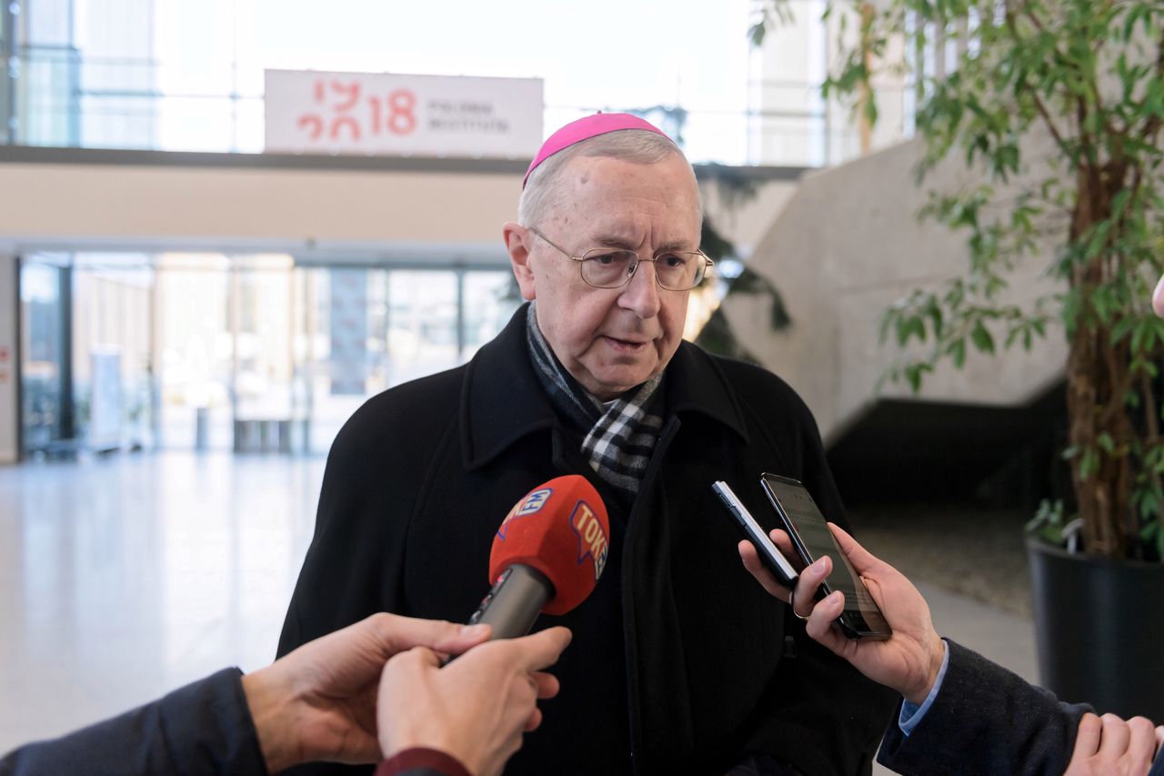 Katedra Notre Dame. Abp Gądecki apeluje o wpłaty na odbudowę