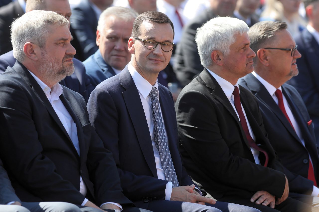 Premier Mateusz Morawiecki na święcie wsi w Kolnie. "Żniwa jak koniec kadencji"