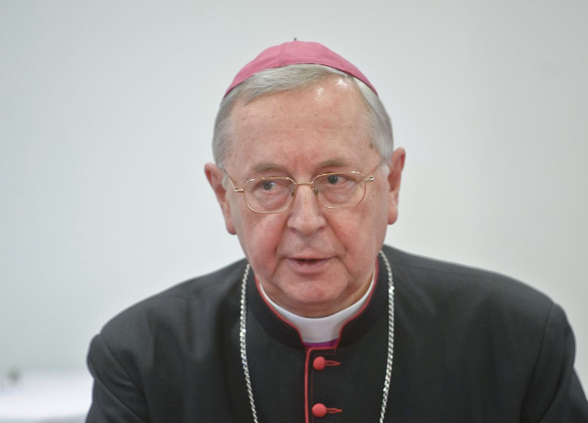 Abp Gądecki: Kościół nie stoi po niczyjej stronie. "Mamy troszczyć się o zbawienie wszystkich ludzi"