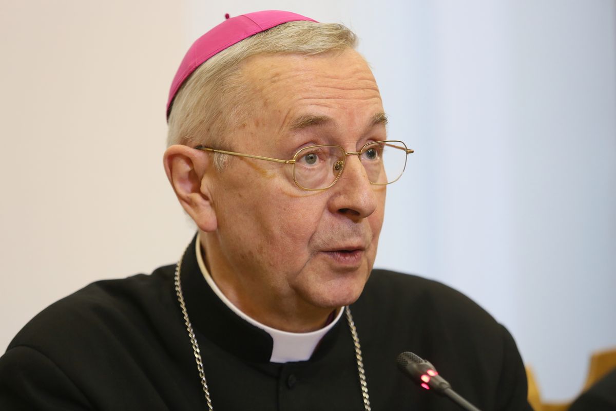 Proboszcz od kontrowersyjnych wpisów o LGBT został wezwany do biskupa