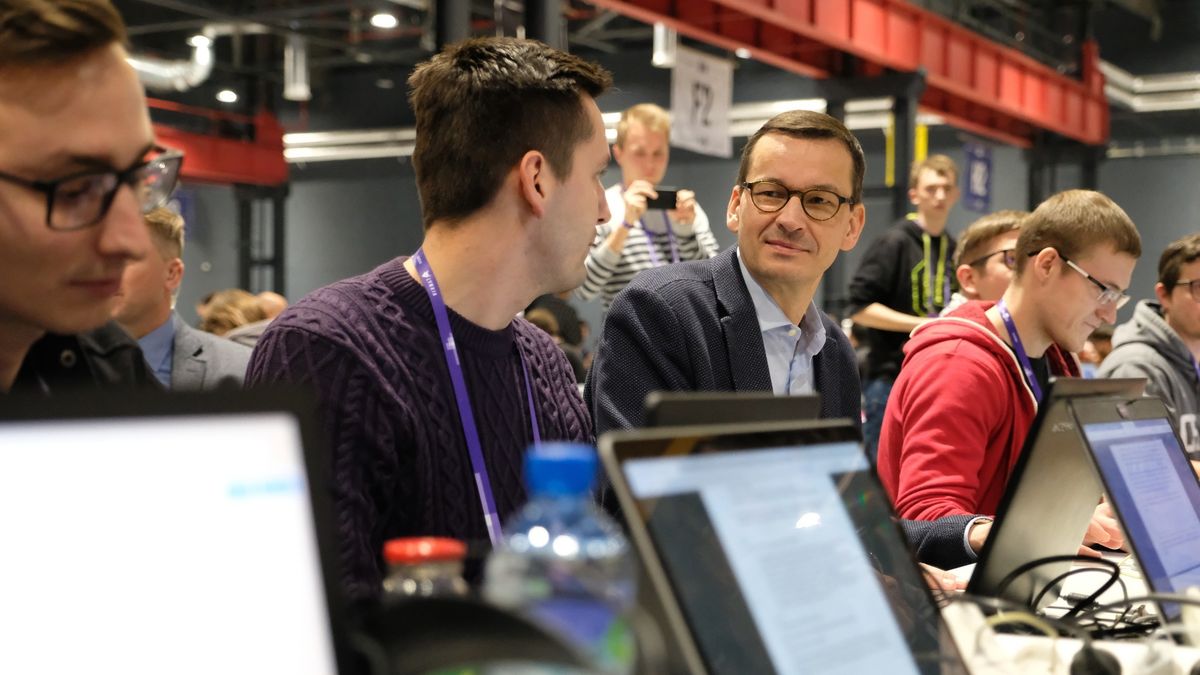 Informatycy w rządowej spółce mogą liczyć na niespełna 13 tys. zł miesięcznej pensji