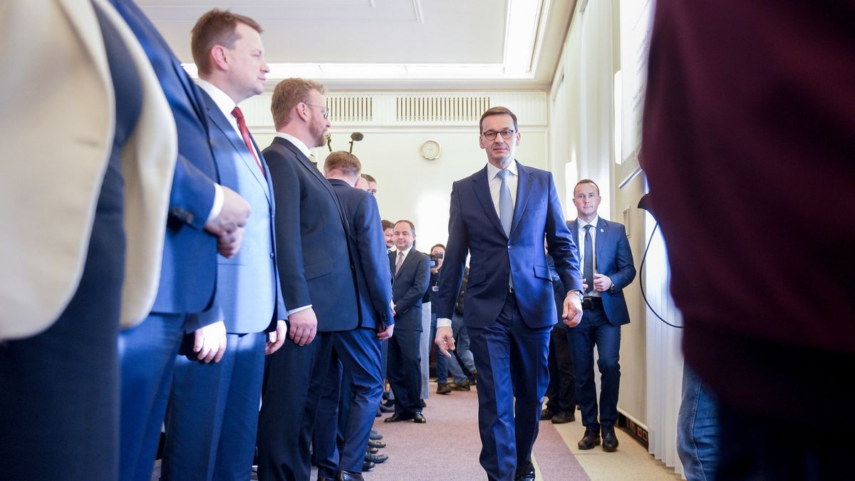 Tyle zmian w spółkach państwowych, a ich ceny giełdowe od wyborów parlamentarnych praktycznie się nie zmieniły.