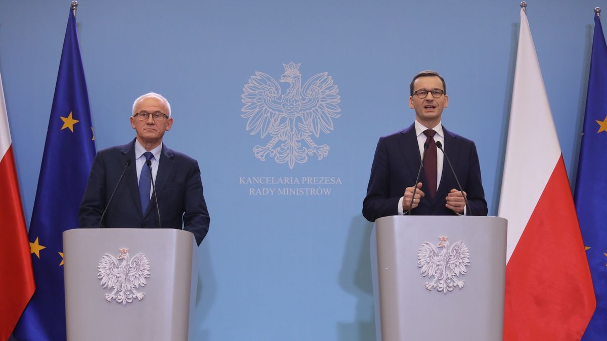  Konferencja prasowa premiera Mateusza Morawieckiego oraz ministra energii Krzysztofa Tchorzewskiego
