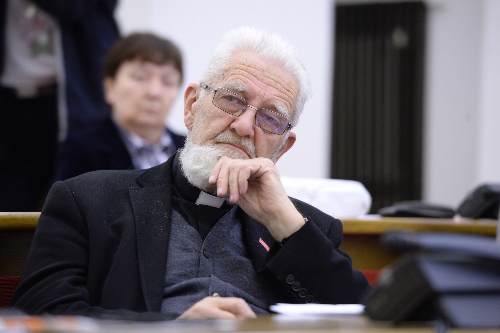 Ks. Adam Boniecki nie akceptuje samobójstw, ale nie osądza