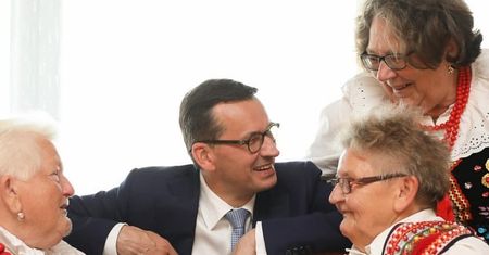 NEWS WP. Morawiecki powalczy z PSL o polską wieś. W tle wsparcie finansowe i nowe ulgi podatkowe