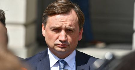 Zbigniew Ziobro chce przygotować kodeks dla sędziów. Chodzi o ich zachowanie w sieci