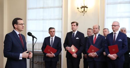 Mateusz Morawiecki powołał wojewodów. Wśród nich były minister zdrowia
