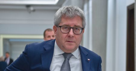 Europosłowie mają dosyć wiadomości od Ryszarda Czarneckiego. Oczekują przeprosin