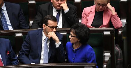 Kontrowersyjne głosowanie w Sejmie. Mateusz Morawiecki tłumaczy Elżbietę Witek