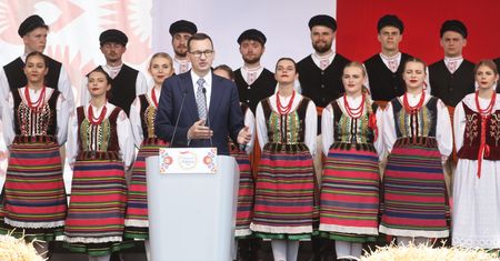 Premier Mateusz Morawiecki: 1000 zł dopłaty do hektara z powodu suszy