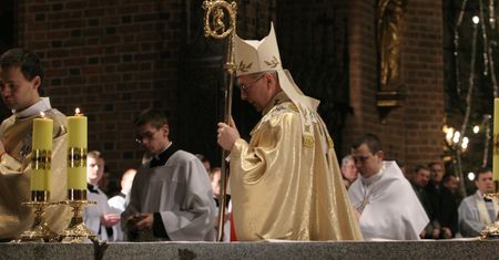 Biskupi murem za "Solidarnością" ws. wolnych niedziel. Jest mocne stanowisko Episkopatu