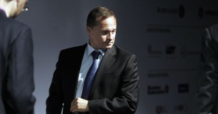 Getin Holding sprzeda Carcade. Ma umowę z firmą należącą do banku Gazpromu