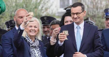 Nie jedna, ale dwie "trzynastki" dla 1,5 mln pracowników. I to już w przyszłym roku
