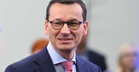 Sondaż CBOS. Rząd odzyskuje poparcie
