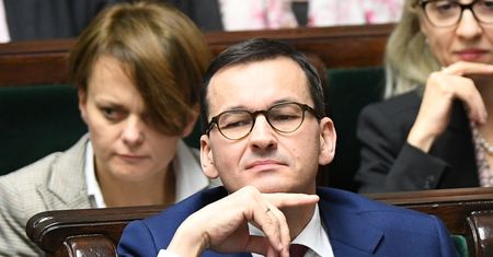 Prezenty dla premiera Mateusza Morawieckiego. Wpisał je do rejestru korzyści majątkowych