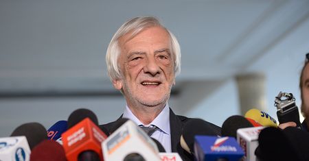 Ryszard Terlecki kpi z protestu przed siedzibą PiS. "Pokazuje skalę oporu"