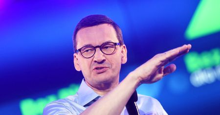 Wynagrodzenie minimalne jeszcze wyższe. 2,2 mld więcej dla budżetu i punkty u wyborców
