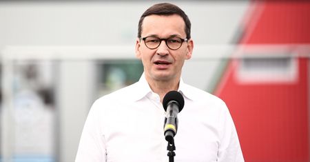 Morawiecki: Jako rządzący powinniśmy dawać przykład i wymagać od siebie wysokich standardów