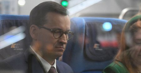 Uderzenie w premiera i jego rodzinę. Wróblewski: "Warto znać granice cynizmu" [OPINIA]