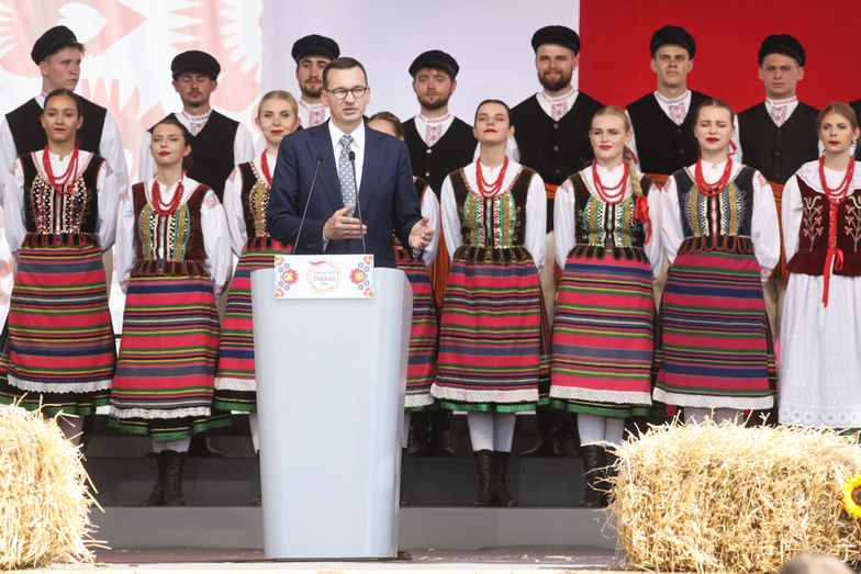 Premier Mateusz Morawiecki: 1000 zł dopłaty do hektara z powodu suszy