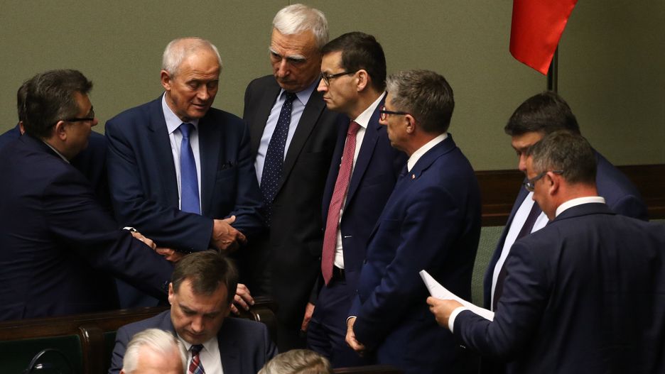 Do zwolenników rządu Mateusza Morawieckiego zalicza się 38 proc. Polaków