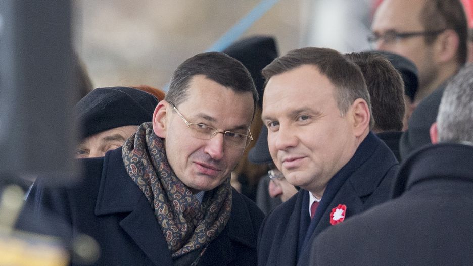 Zarówno premier Mateusz Morawiecki jak i prezydent Andrzej Duda coraz częściej mówią o koniecznych poprawkach do nowelizacji ustawy o IPN