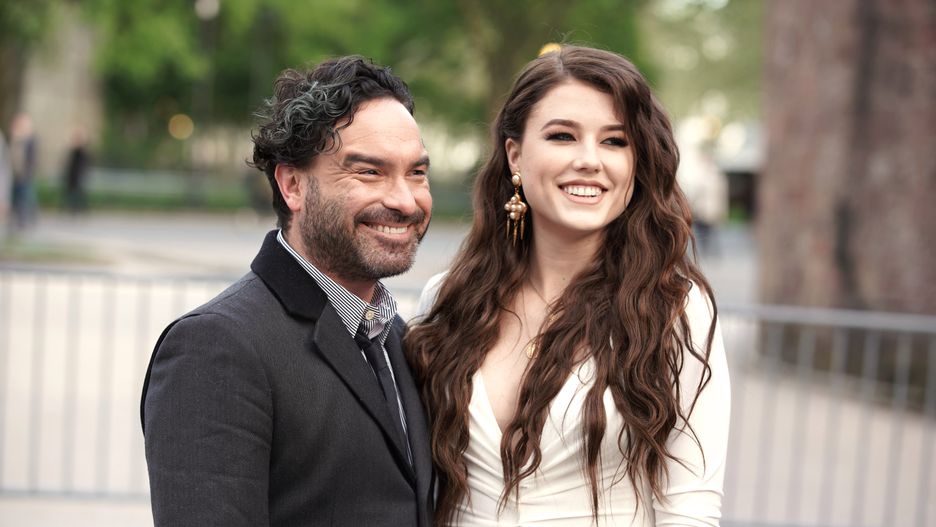 Johnny Galecki i Alaina Meyer