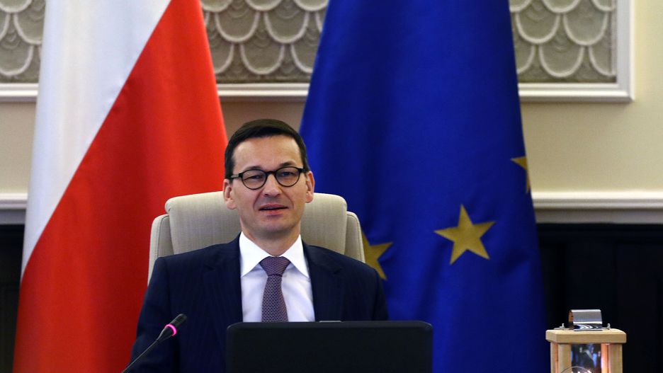 Dziennik podkreślił, że formalne ostrzeżenie wobec Polski, które pozbawiłoby ją prawa głosu, wydaje się mało prawdopodobne