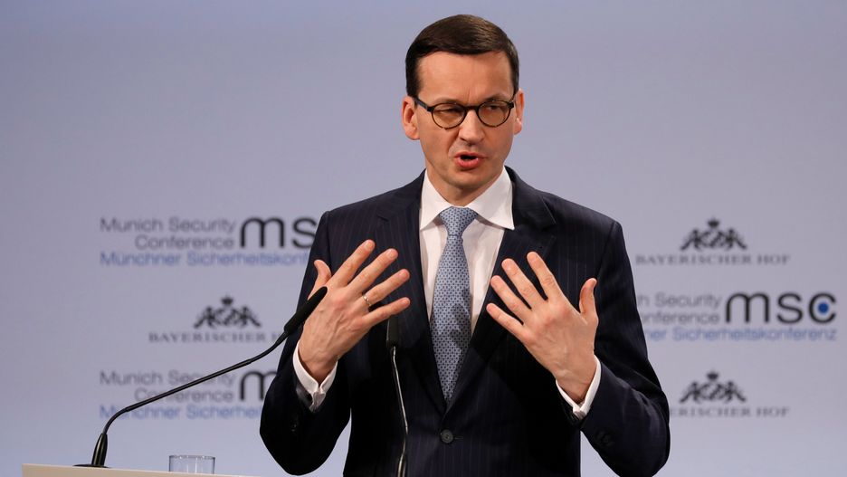 "FAZ": określenie użyte przez Morawieckiego nie jest błędne, lecz oszczercze