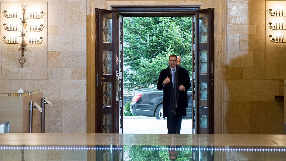 Mateusz Morawiecki wchodząc do Kancelarii Premiera objął cały bagaż niezałatwionych spraw.