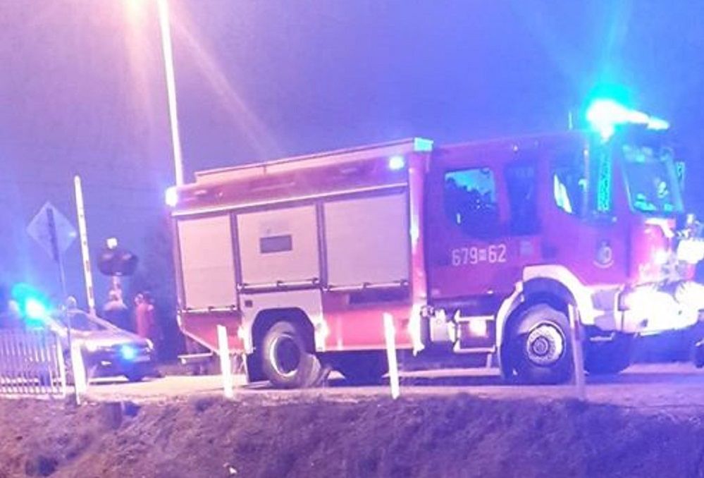 Mazowieckie. Tragedia w Zieleńcu. Pociąg uderzył w quada, ojciec i syn nie żyją 