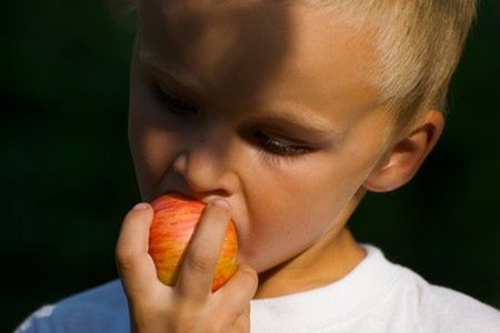 Od września darmowe owoce i warzywa dla dzieci z klas I-III