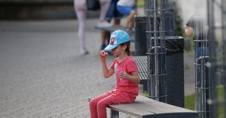 Dorota Zawadzka odpowiada na list czytelniczki. "Mąż dał naszemu dziecku piwo bezalkoholowe"