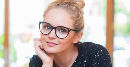 Olga Kalicka zasnęła w trakcie karmienia. Macierzyństwo nie jest łatwe