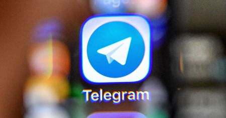 Twórca Telegrama: korzystanie z WhatsApp jest niebezpieczne. Współpracują z rządem