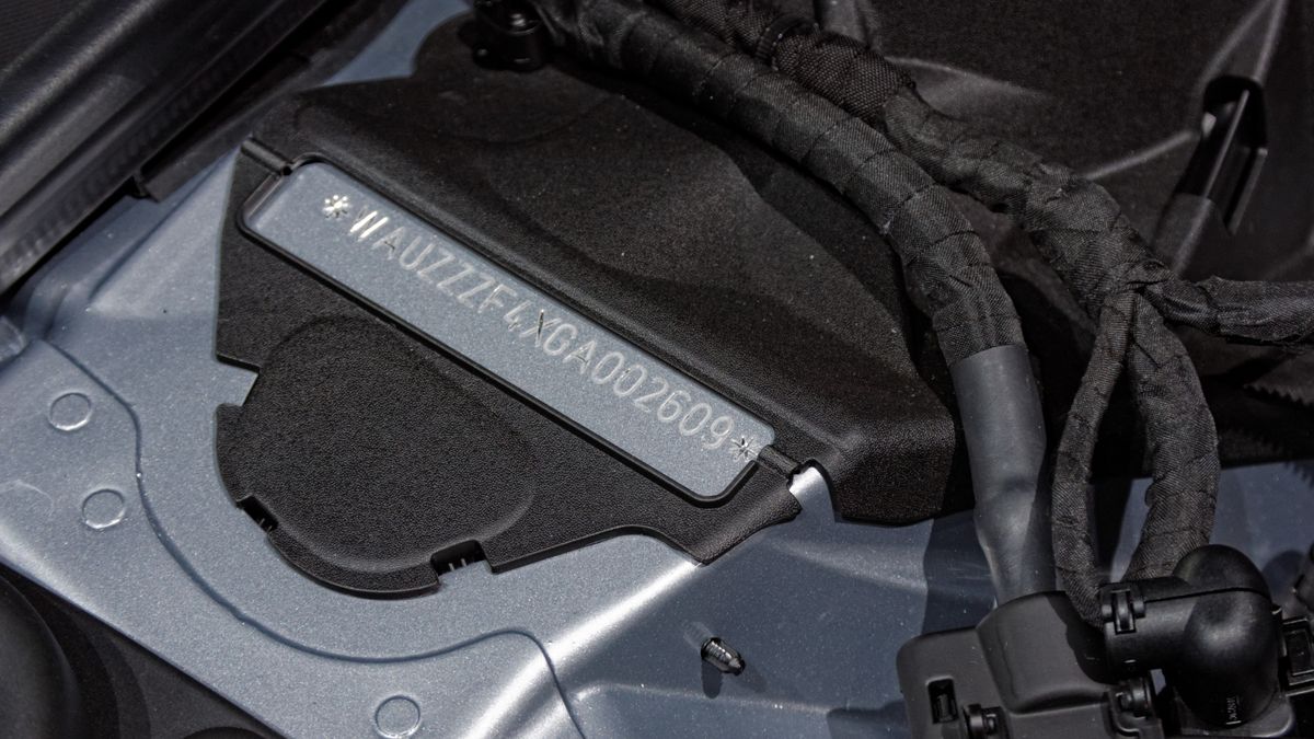 Numer VIN to tylko jedna z informacji potrzebnych, by dostać się do zasobów bazy danych o pojazdach