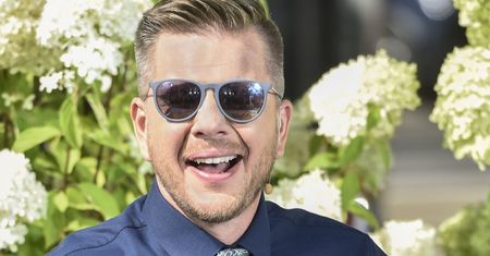 Ominęły go zwolnienia. Filip Chajzer pochwalił się nową zabawką