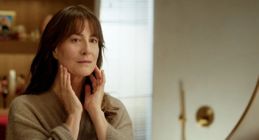 "A ile trwa Twoje 15 minut? – Maja Ostaszewska w reklamie Rossmanna