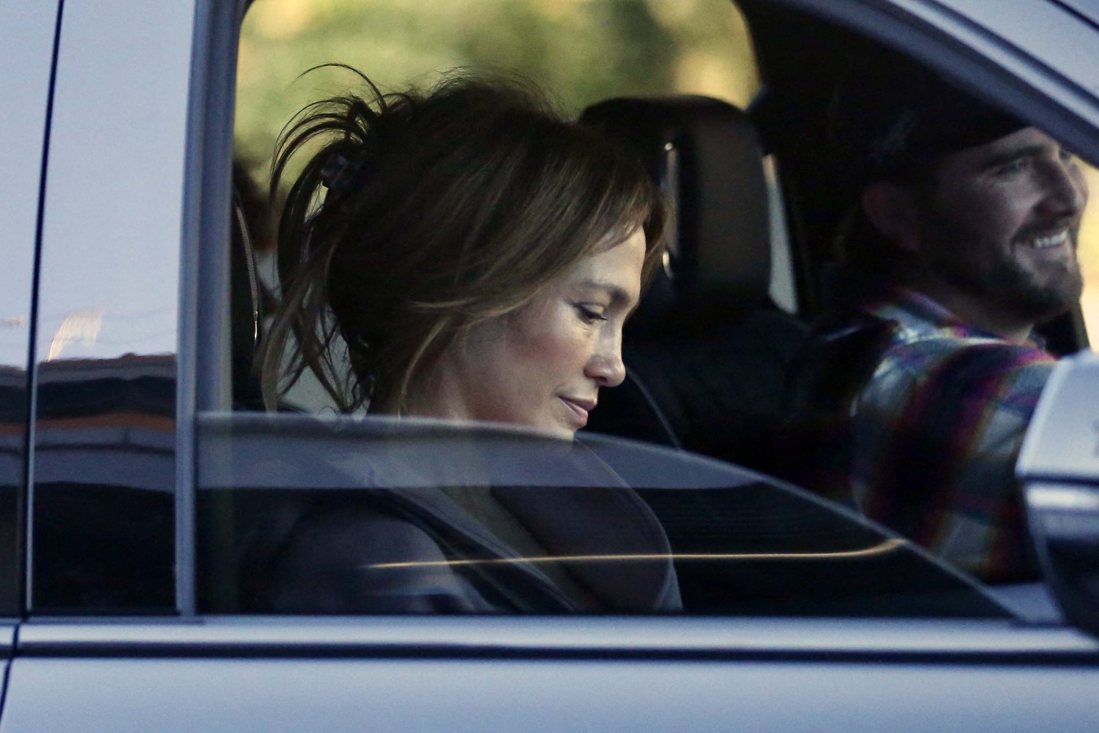 Jennifer Lopez is seen on her way to pick up her daughter Emme
Jennifer Lopez is seen on her way to pick up her daughter Emme.
29 Oct 2024
Pictured: Jennifer Lopez is seen on her way to pick up her daughter Emme.,Image: 927974763, License: Rights-managed, Restrictions: NO Argentina, Belize, Brazil, Colombia, Mexico, Nicaragua, Puerto Rico, Venezuela, Model Release: no, Credit line: Thecelebrityfinder/MEGA / The Mega Agency / Forum
Thecelebrityfinder/MEGA / The Mega Agency / Forum
way, daughter Emme, Jennifer Lopez