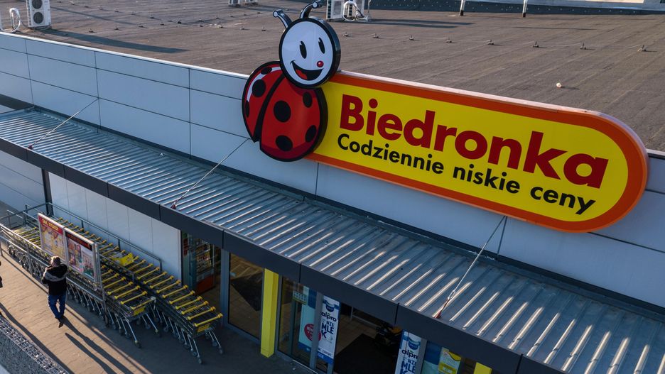 Pod Biedronką rozłożono czerwony dywan 
