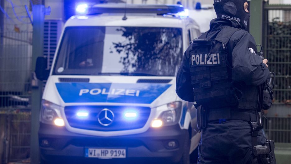 Niemiecka prasa: islamiści mogli ukryć broń w Polsce