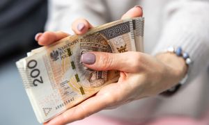 Oddali mieszkania w zamian za rentę. Tyle dostają co miesiąc